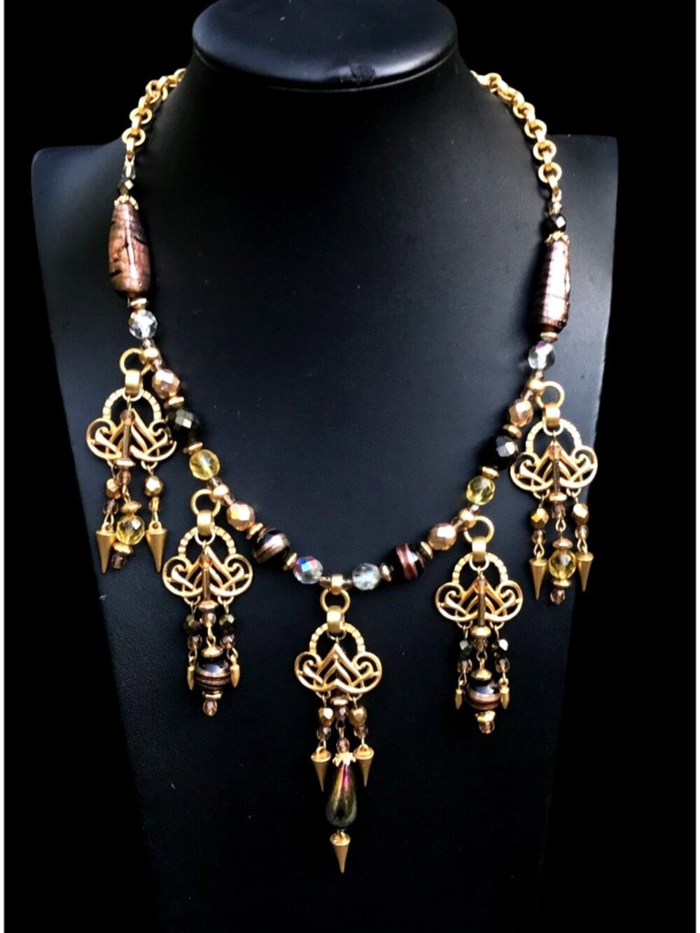 Intricate Gold Tone Collar Necklace Art Glass Beads & Art Nouveau Pendants 18"